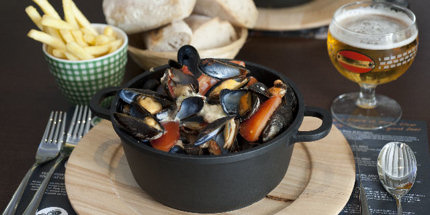 Léon's mussels, chips and house-brewed beer