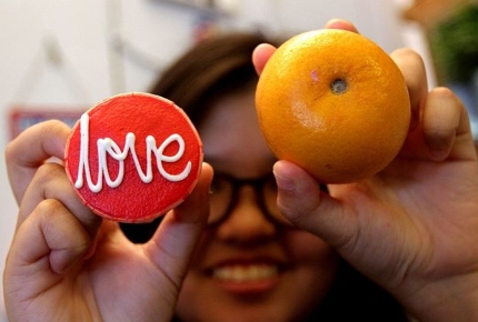 Find love with a tangerine