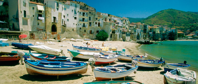 Cefalù is easily reached from Palermo