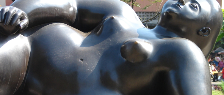 A Fernando Botero statue in Medellín 