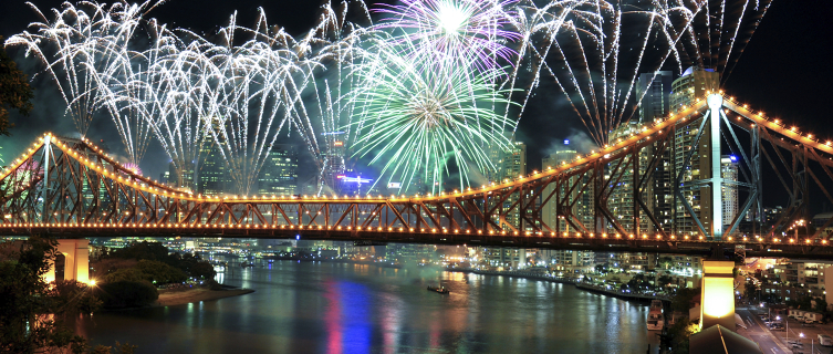 Colourful fireworks explode over Brisbane during  Sunsuper Riverfire 