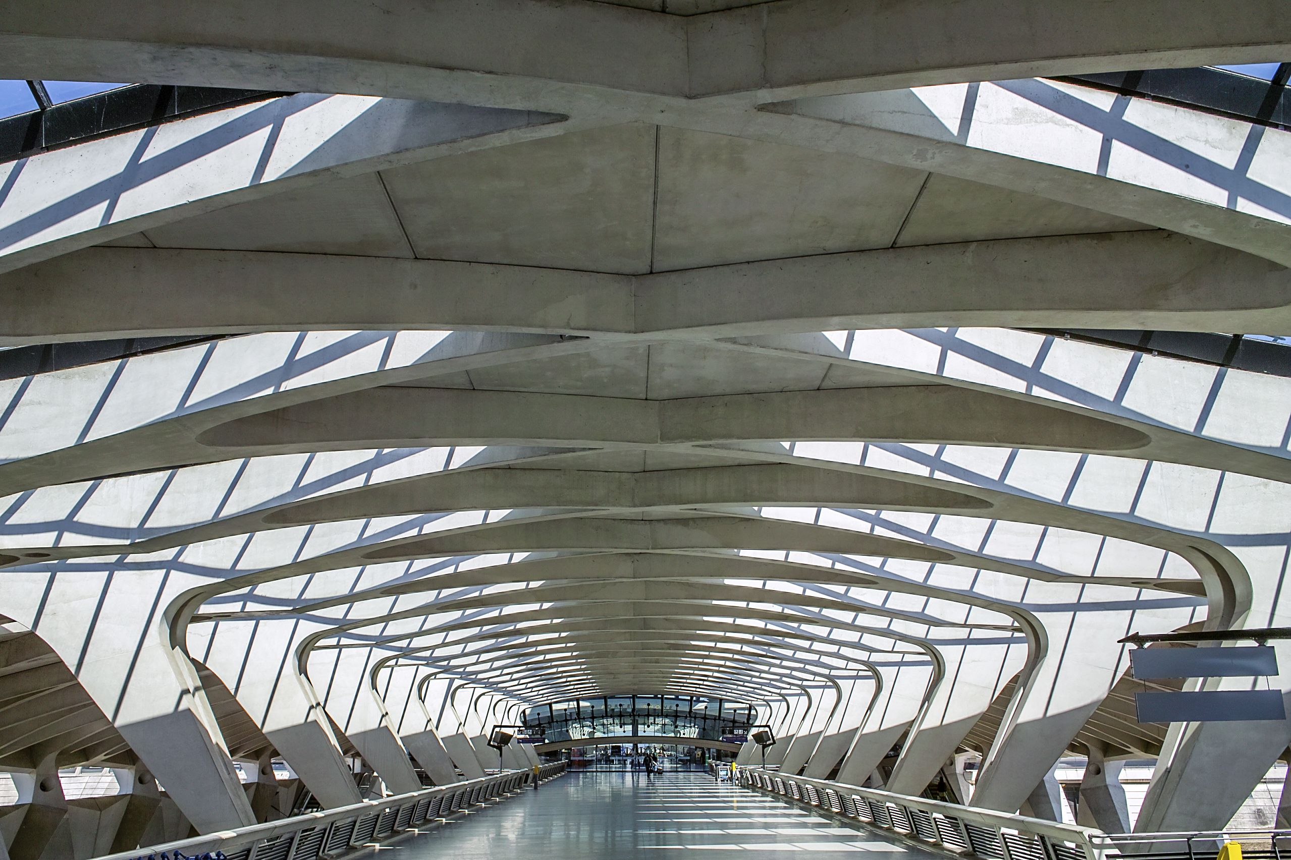 Impressive architecture at Lyon–Saint Exupéry Airport