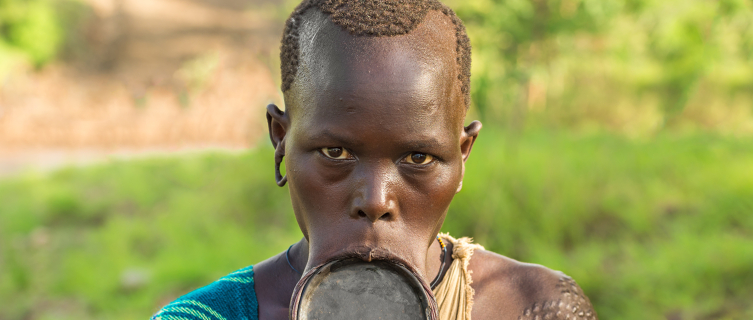 Mursi people: has tourism prolonged lip mutilation or preserved it? 