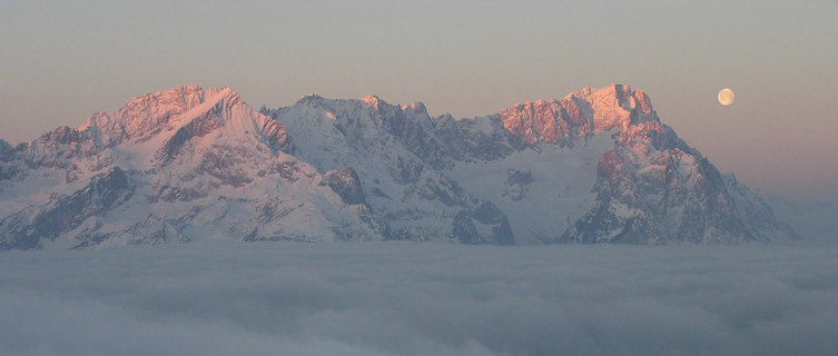 Mountains surrounding Garmisch