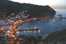 Catalina Island and the town of Avalon at dusk © Catalina Chamber of Commerce