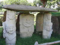 Statues at San Agustin © Camilo Daza