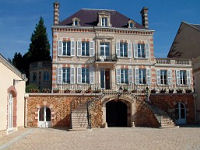 Bollinger Chateaux © Arblaster and Clarke