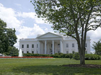 The White House © www.123rf.com / Gary Blakeley