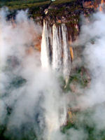 Angel Falls © www.123rf.com / John Saxenian