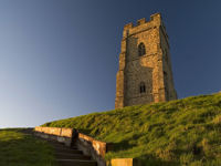 Glastonbury Tor © www.123rf.com / Matthew Collingwood