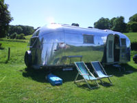 1950s trailers and caravans on the Isle of Wight © www.vintagevacations.co.uk