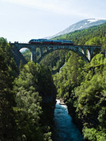 The Rauma Line winds over 32 bridges © Bjørn H Stuedal/NSB