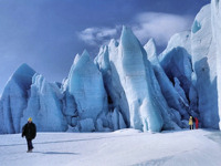 Snowshoe across Iceland's sculpted scenery © Exodus