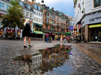 Shop along Strøget Street © Creative Commons / kennymatic