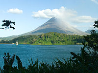 Lake Arenal and Arenal Volcano © Hemera