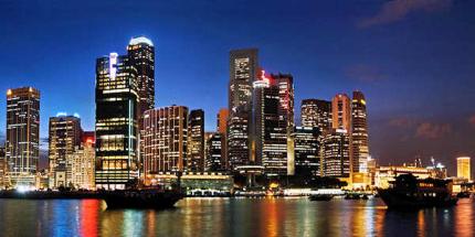 Singapore sky line © Jon Yeomans