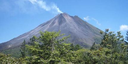 Arenal Volcano, Costa Rica © Ruth-Ellen Davis