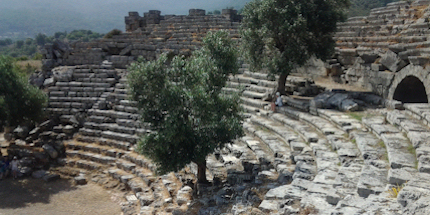 Visit the roman ruins at Kounos