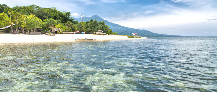 Mantigue Island is a paradise for divers in the Philippines