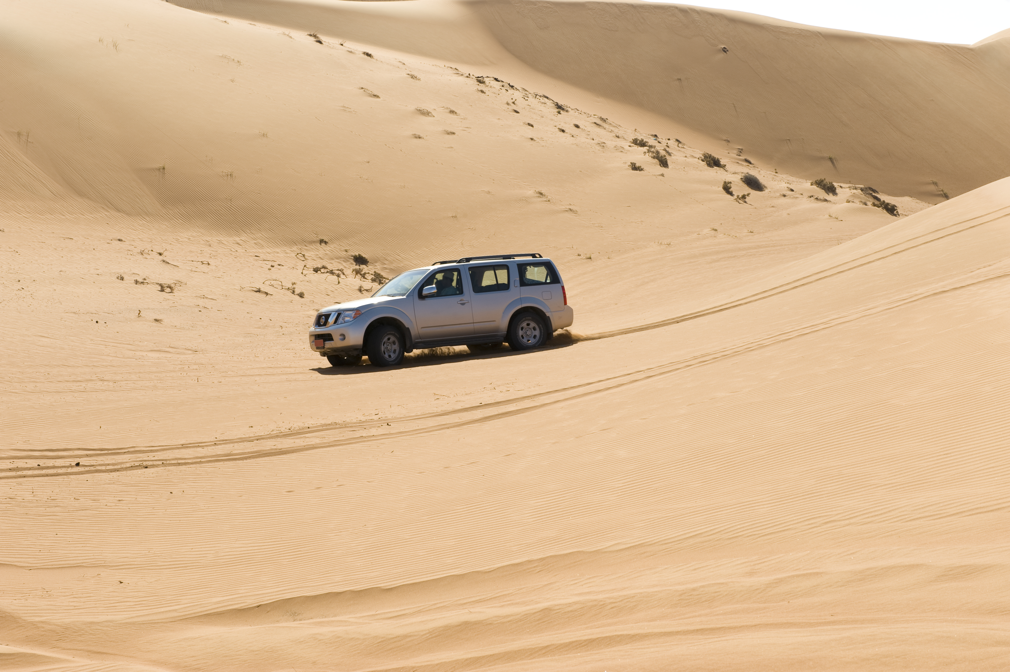 Enjoy a jeep safari in Oman's Wahiba desert