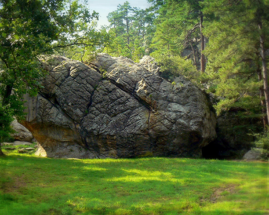 Trailhead in Robbers Cave State Park