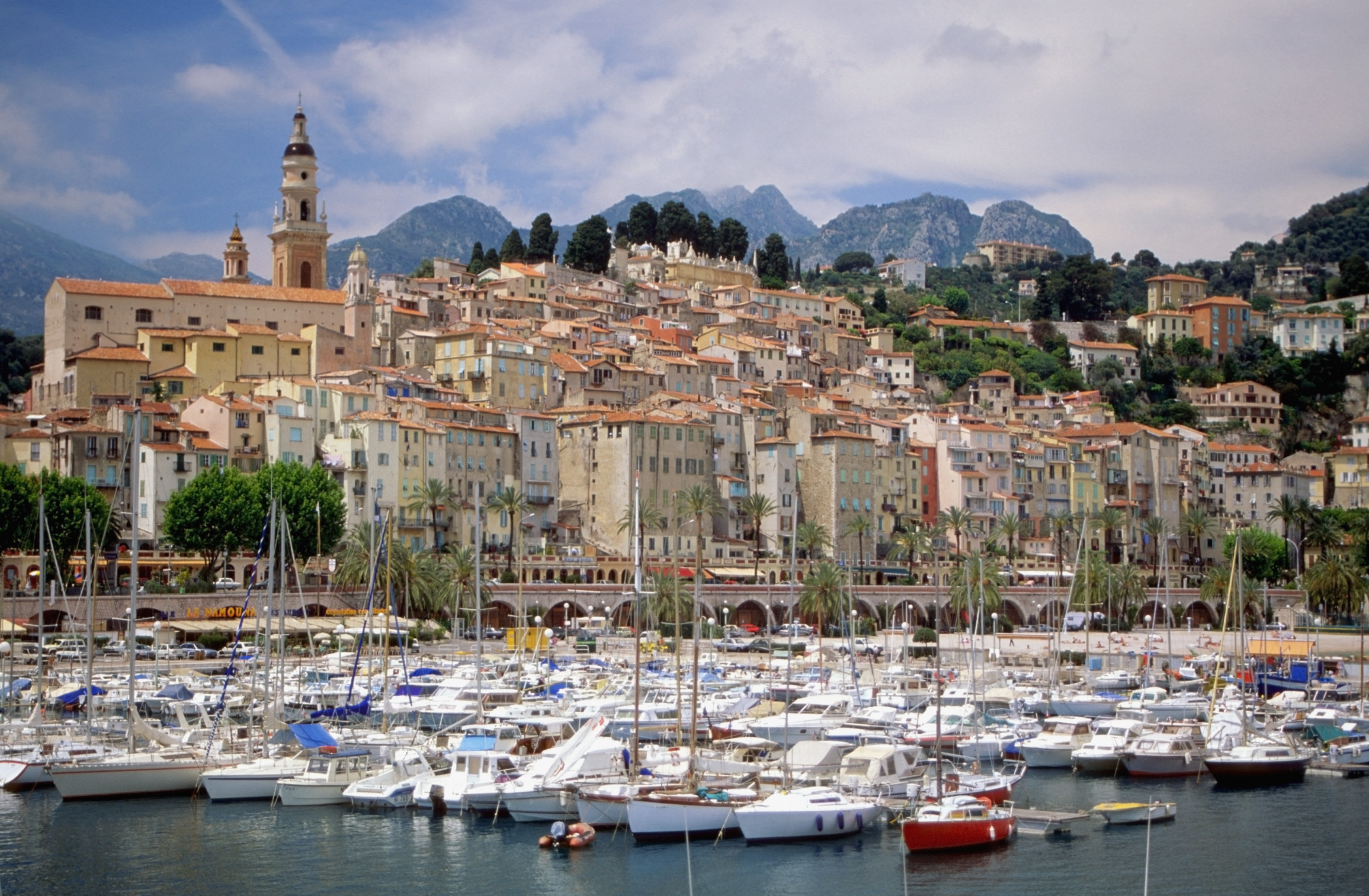 Visit pretty Menton from Monte Carlo