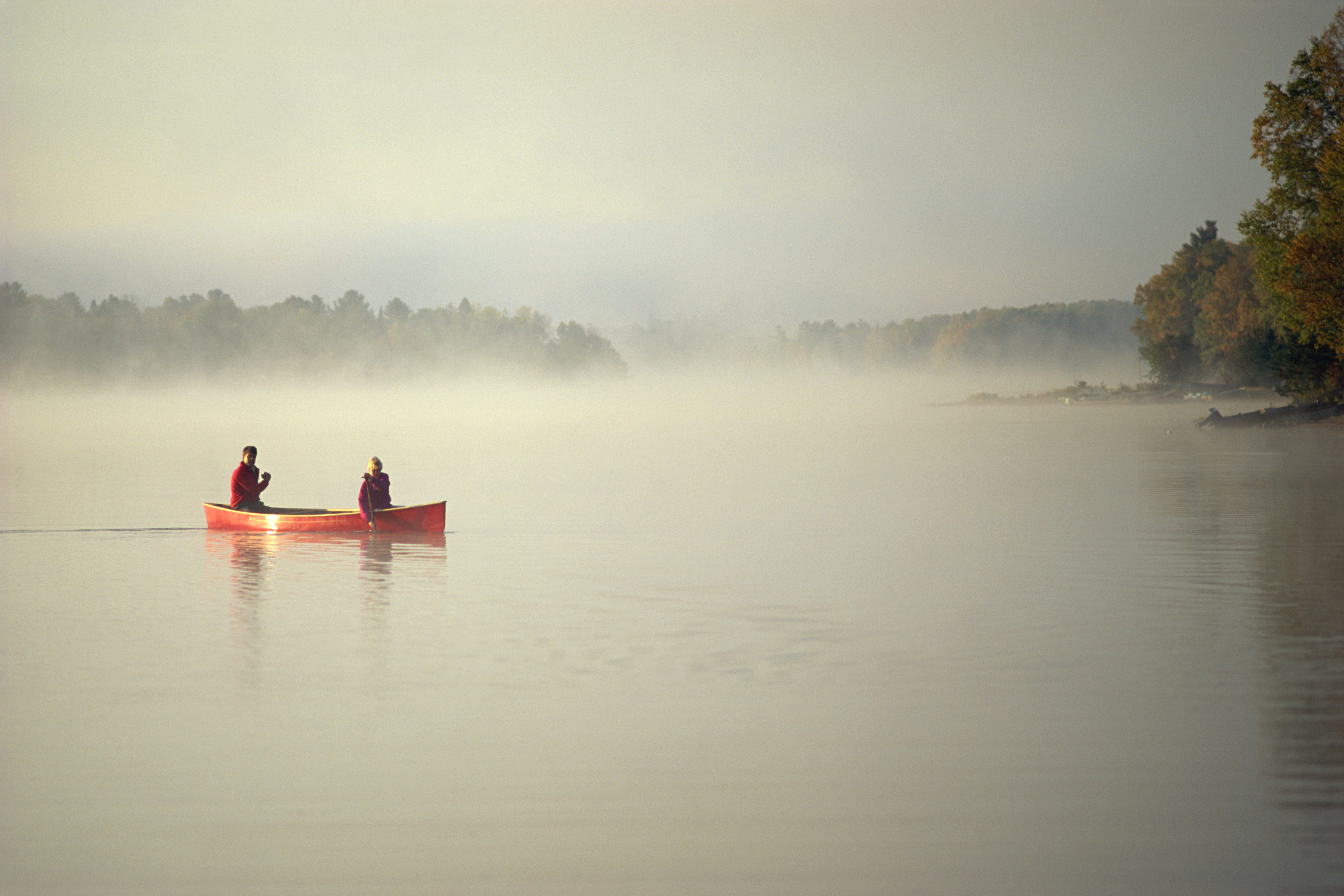Couple canoeing in Ontario