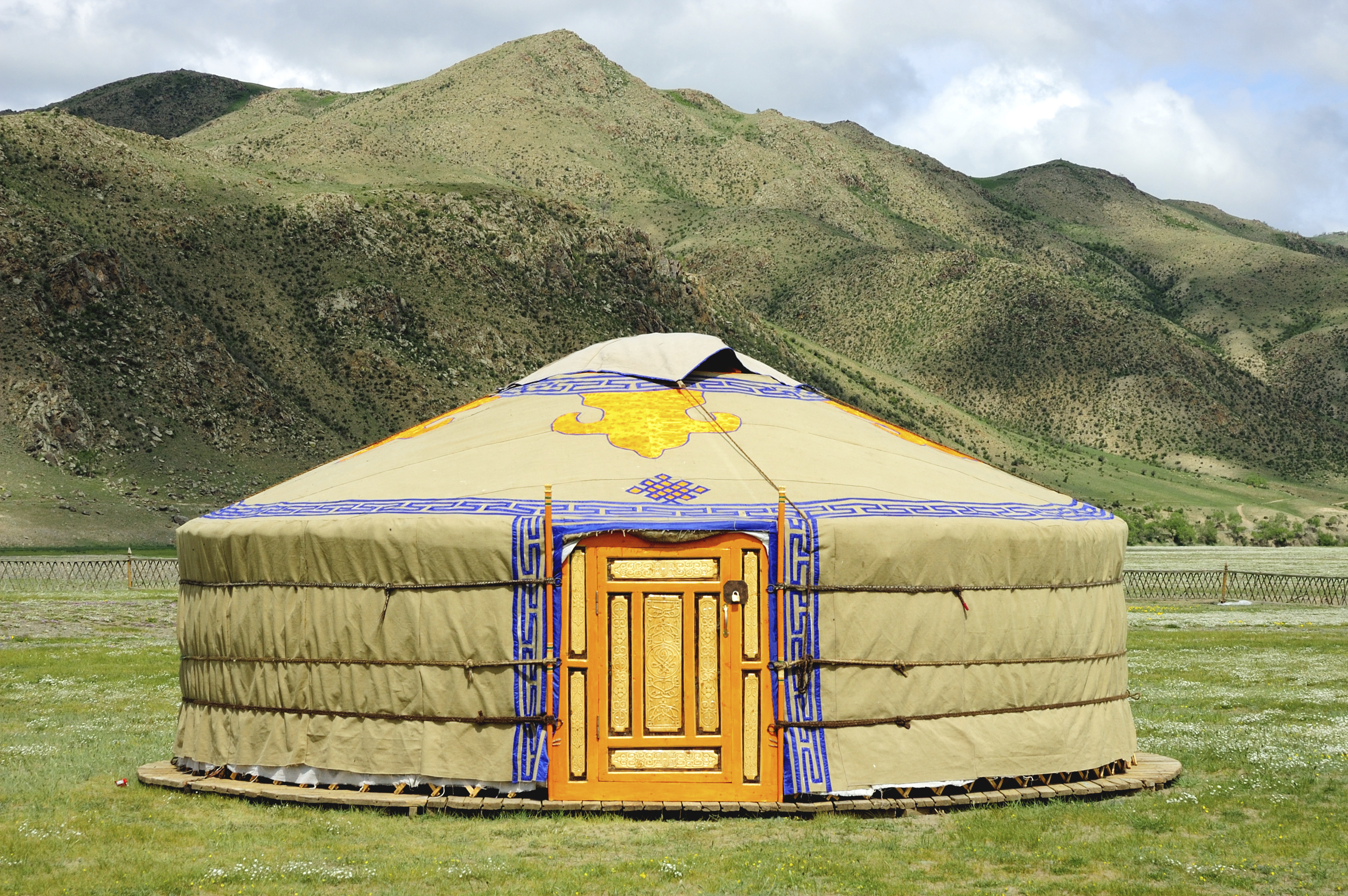 Монгольские Юрты для богачей