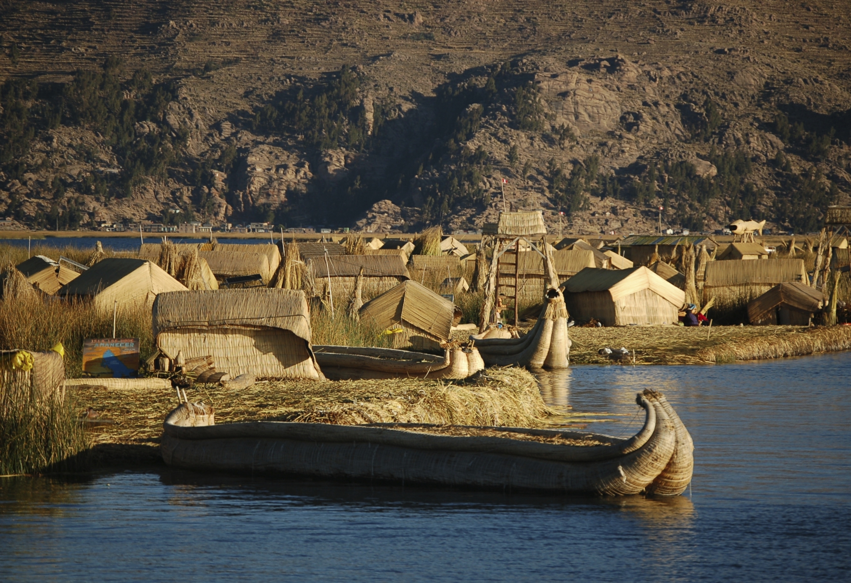 Uros islands, Lake Titicaca