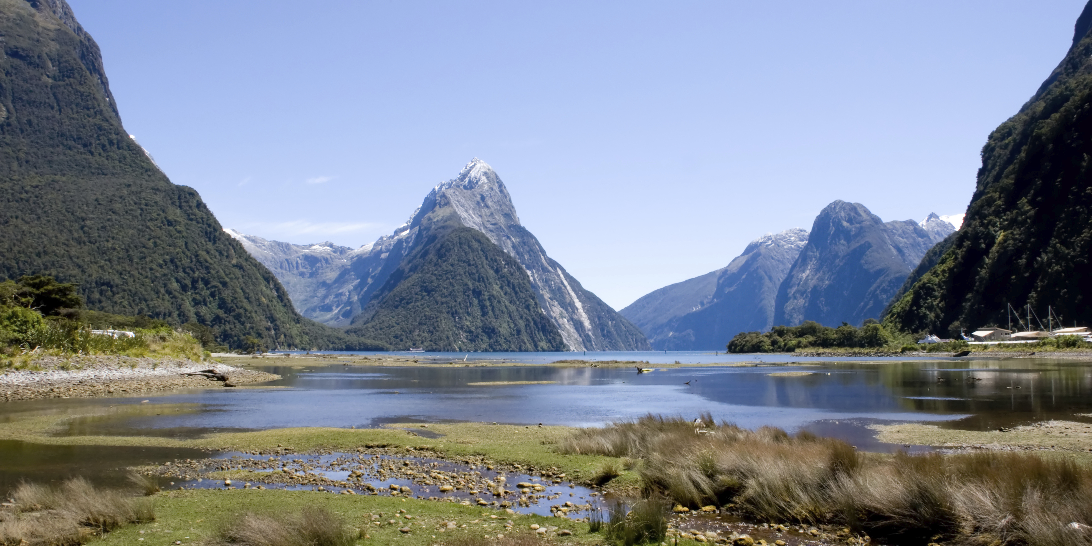 Milford Sound can be reached from Queenstown