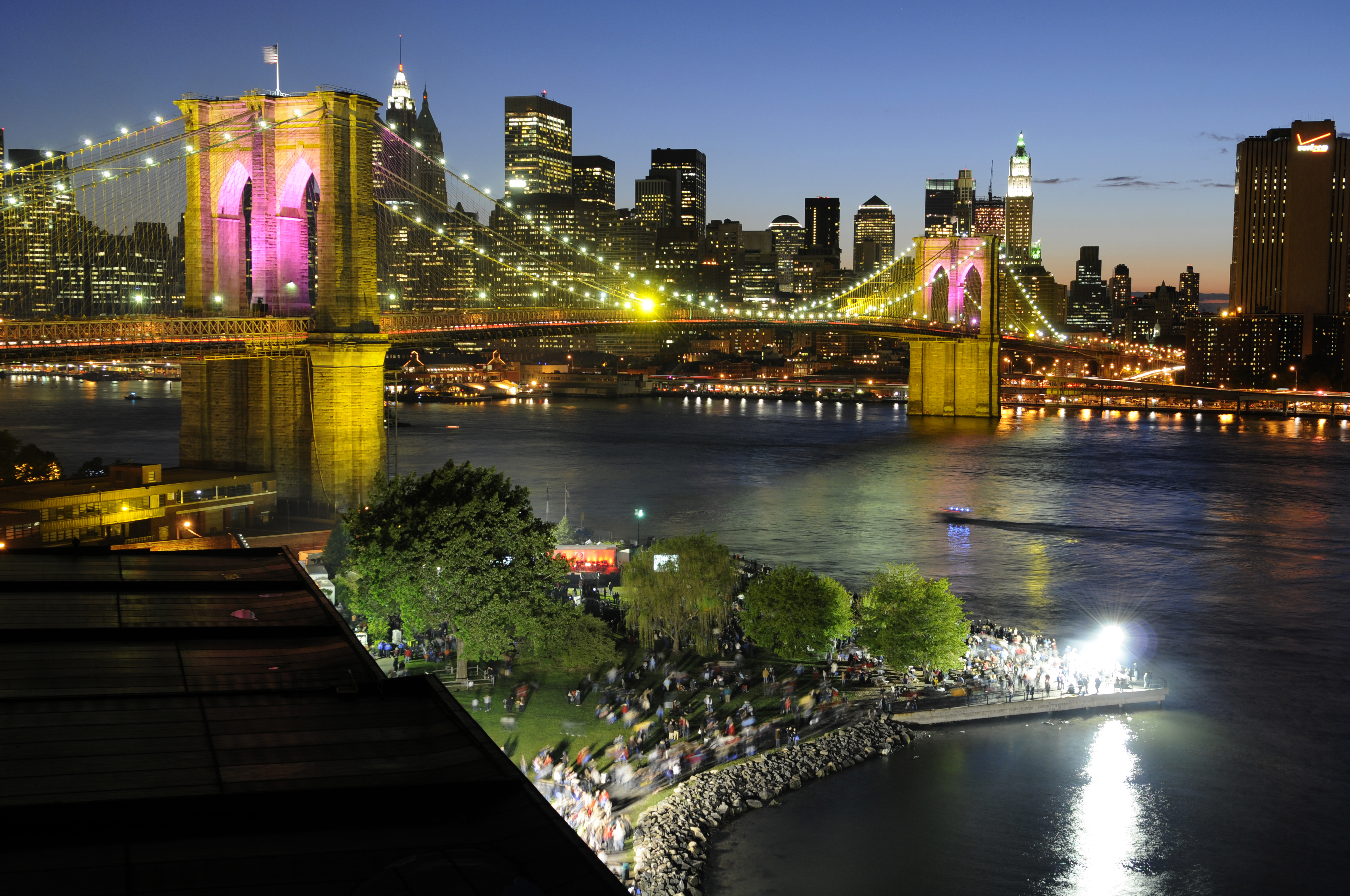 Brooklyn Bridge by night, New York City